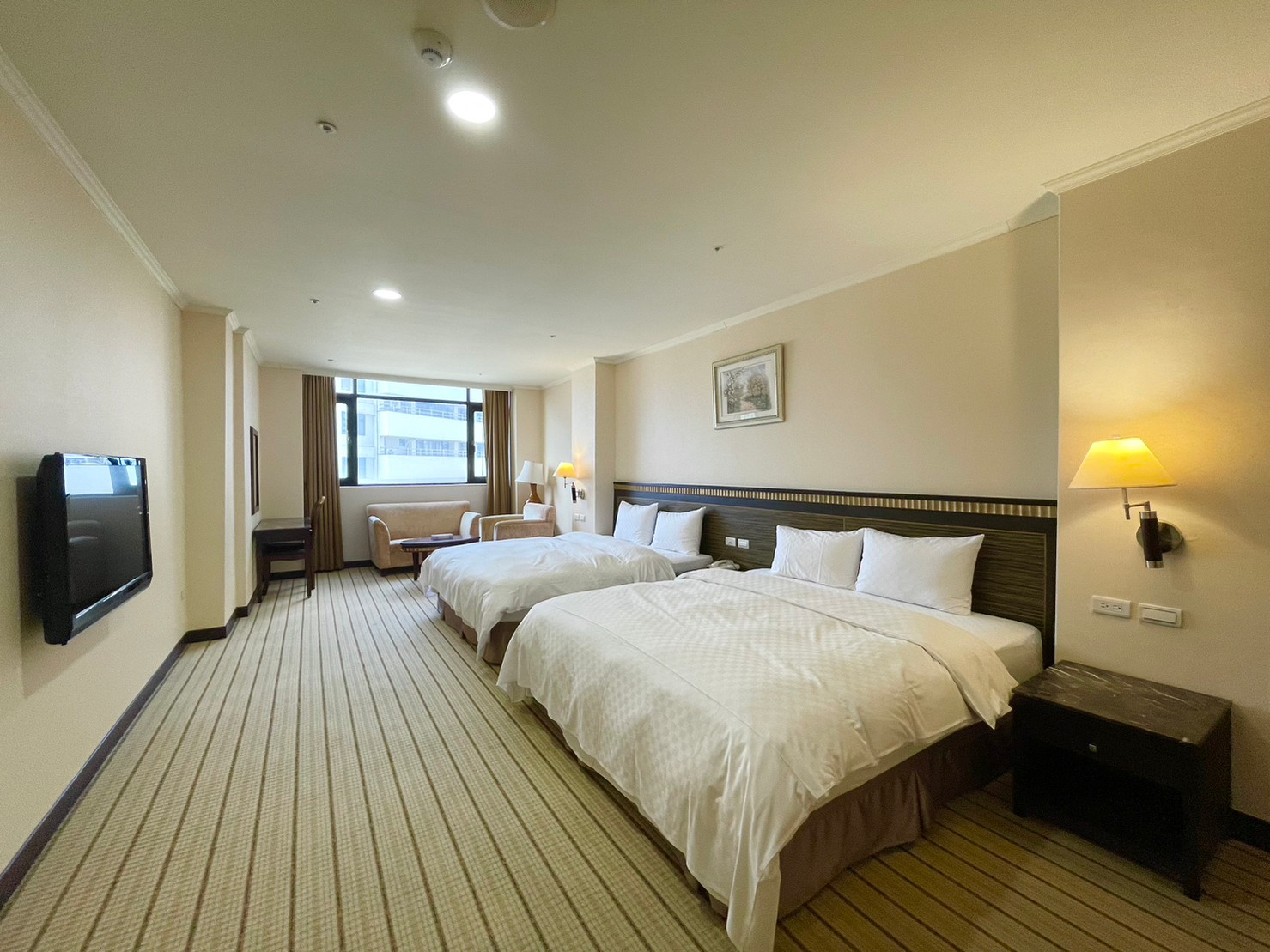 桃園中悅飯店客房